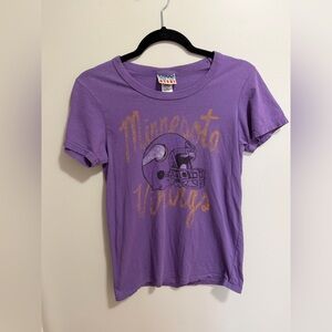 Junk Food Clothing Minnesota Vikings Purple Tee Women’s Small